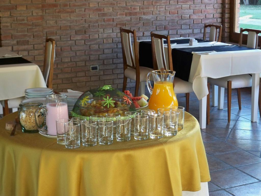 Suter Petit Hotel Сан-Рафаэль Экстерьер фото